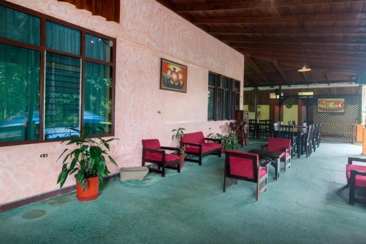 Befox Adventure Hotel La Fortuna Exterior photo