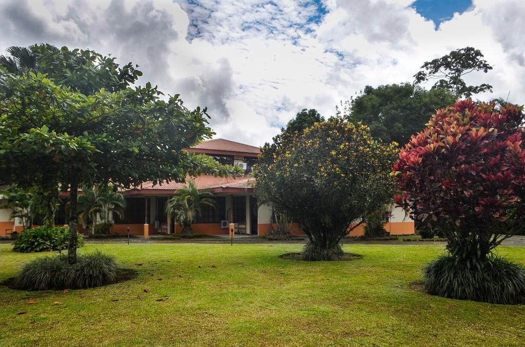 Befox Adventure Hotel La Fortuna Exterior photo
