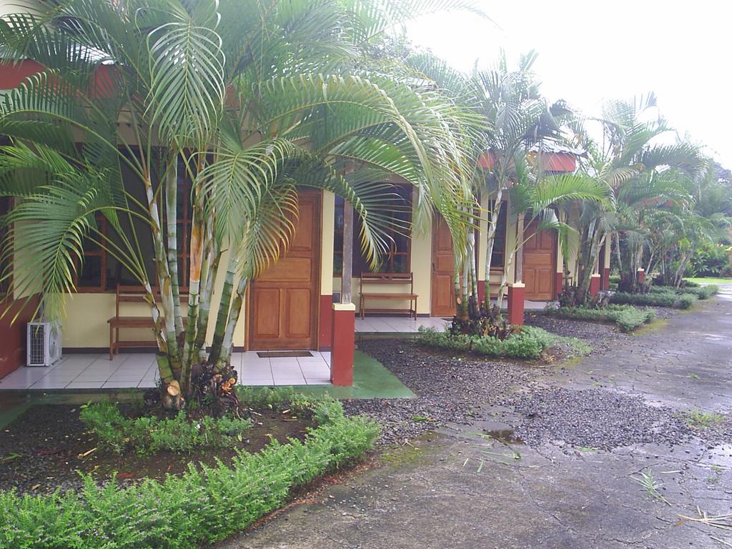 Befox Adventure Hotel La Fortuna Exterior photo