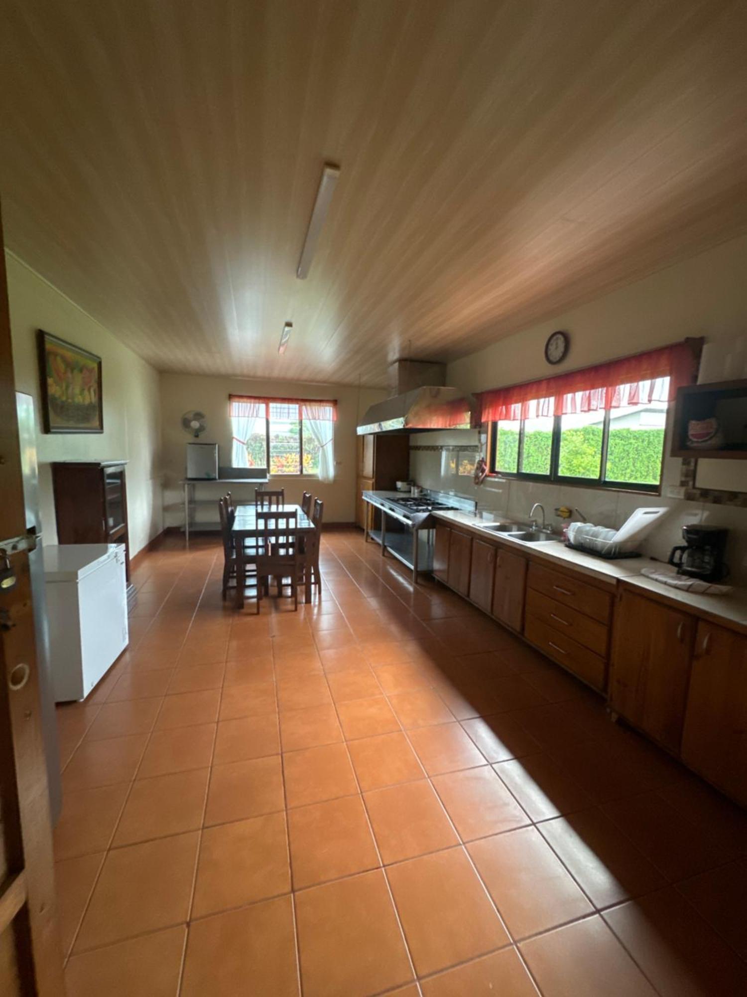 Befox Adventure Hotel La Fortuna Exterior photo