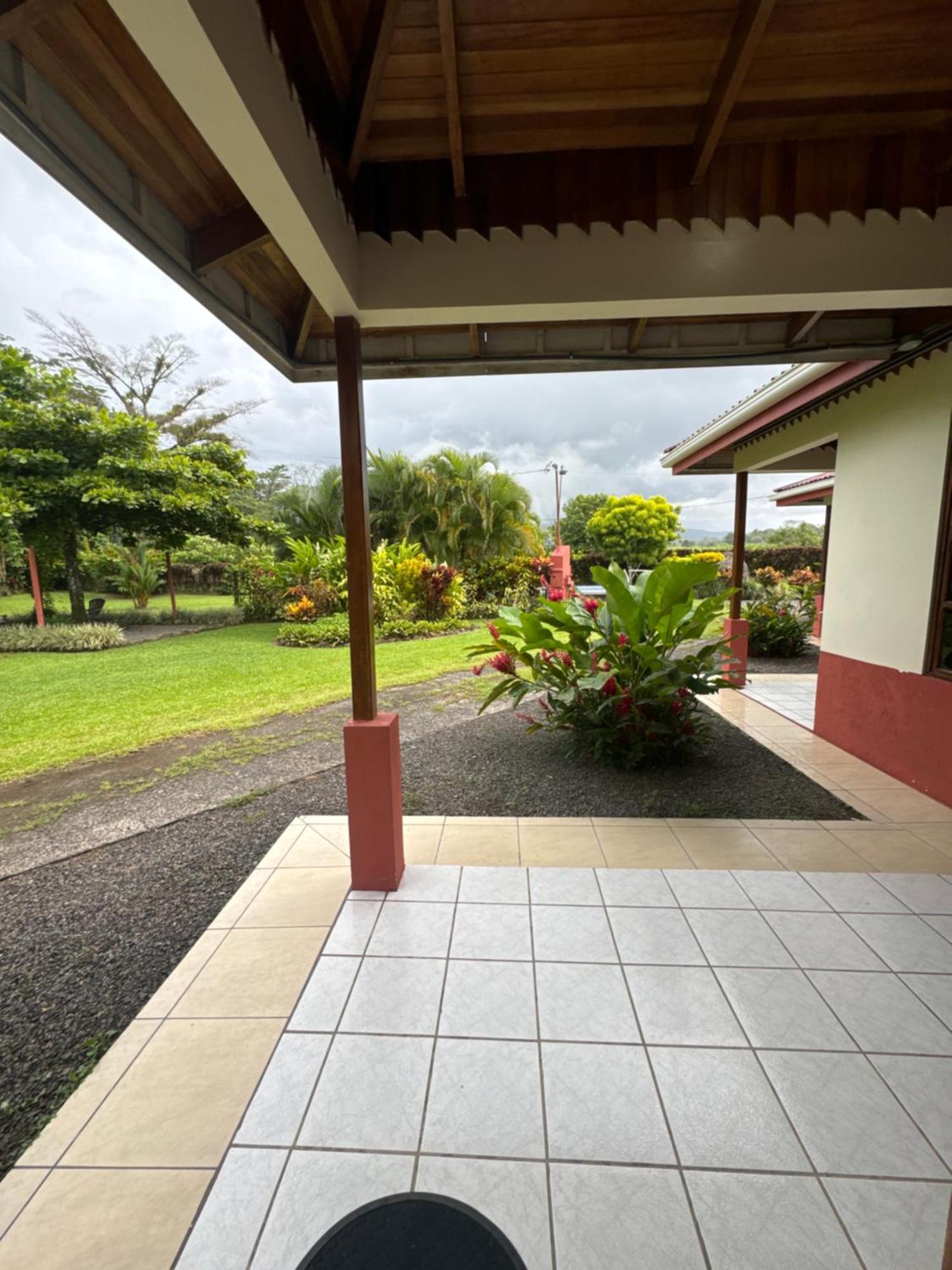 Befox Adventure Hotel La Fortuna Exterior photo