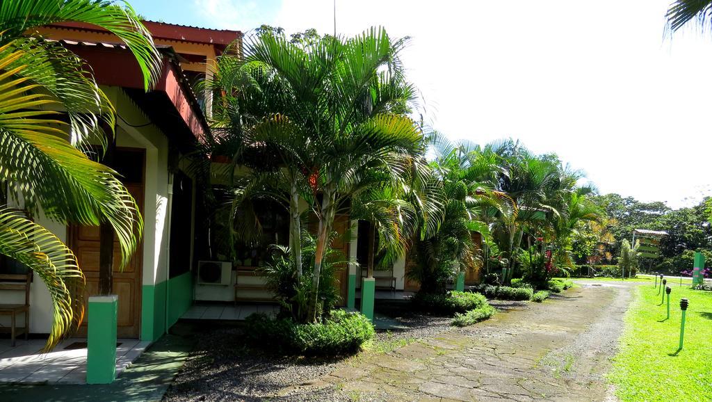 Befox Adventure Hotel La Fortuna Exterior photo